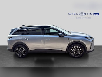 Used Peugeot 5008 2025 for sale - 79534218: Photo