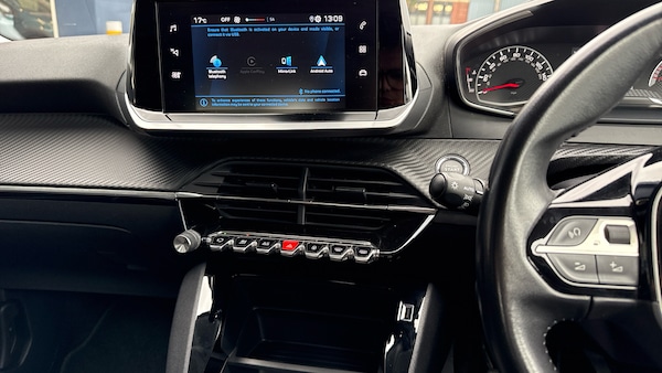 Used Peugeot 208 2020 for sale - 76033034: Photo 10