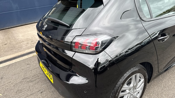 Used Peugeot 208 2020 for sale - 76033034: Photo 41