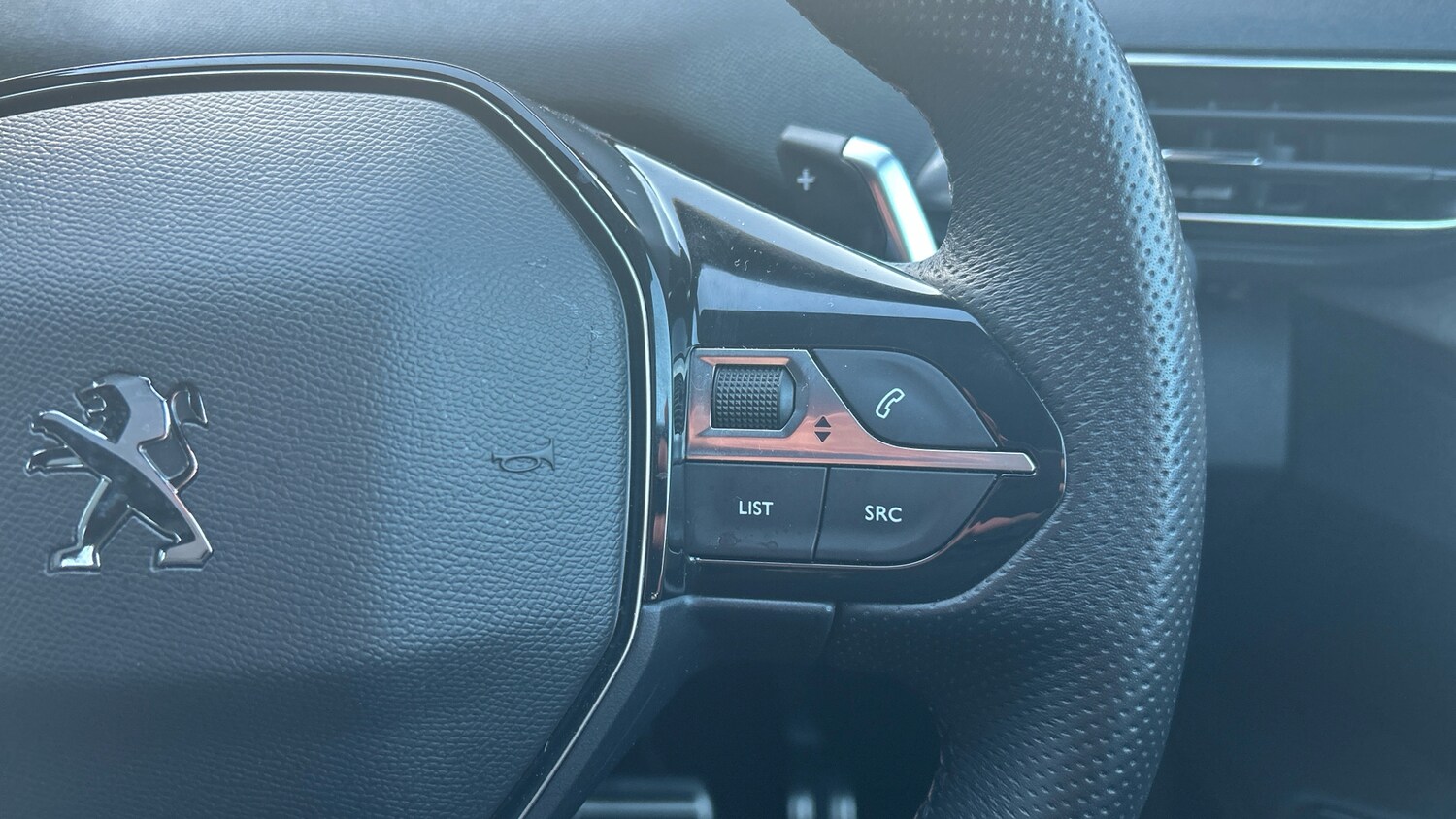 Used Peugeot 3008 2023 for sale - 76942817: Photo 25