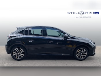 Used Peugeot 208 2023 for sale - 75388946: Photo