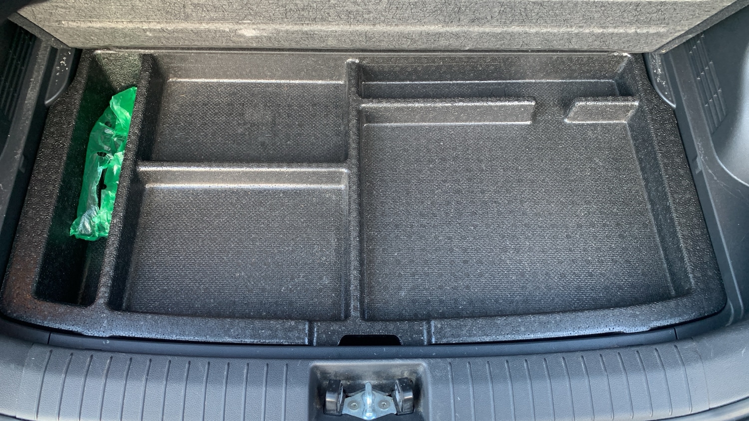 Used Hyundai KONA 2018 for sale - 77132402: Photo 28