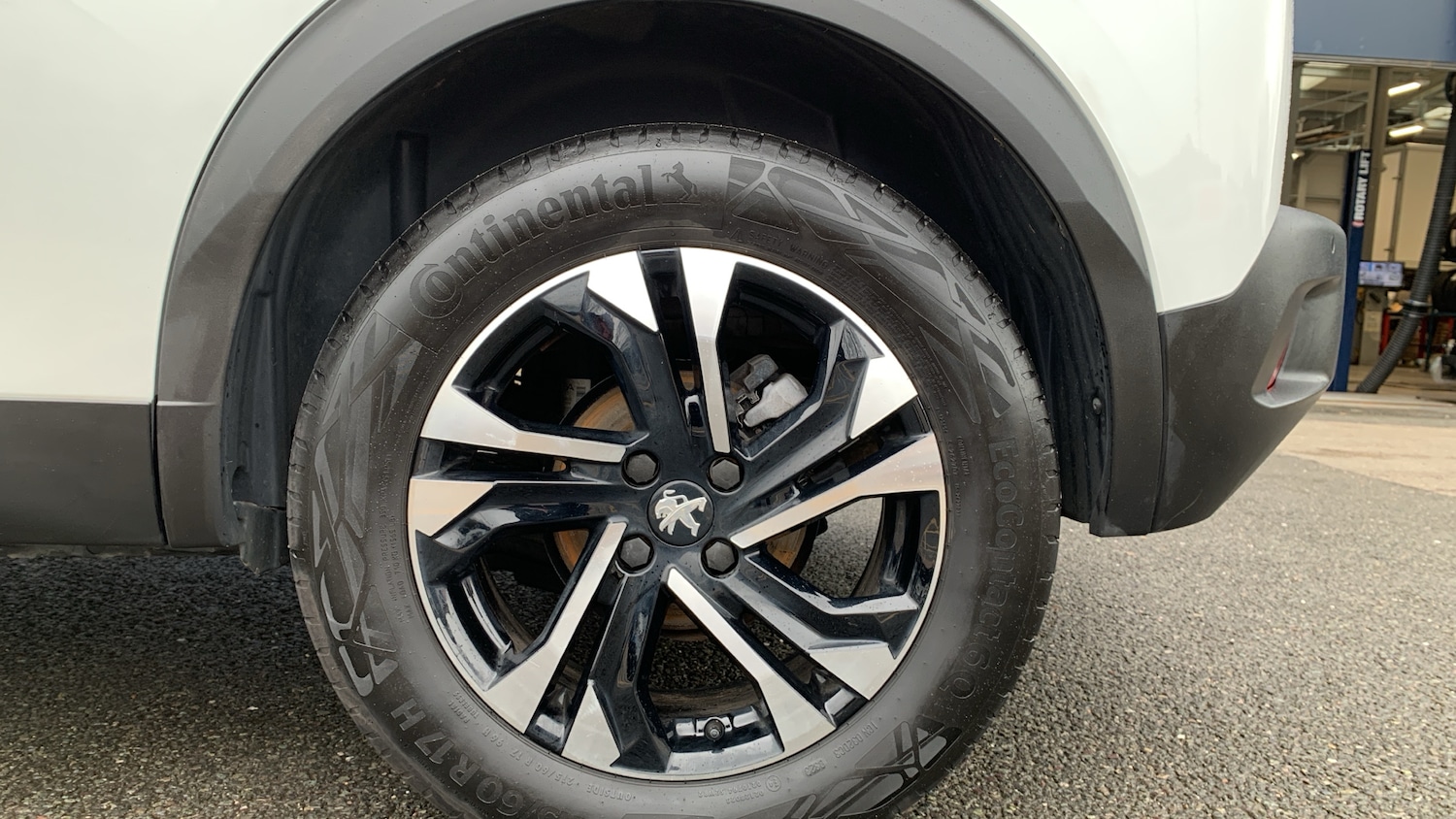 Used Peugeot 2008 2023 for sale - 76942819: Photo 16