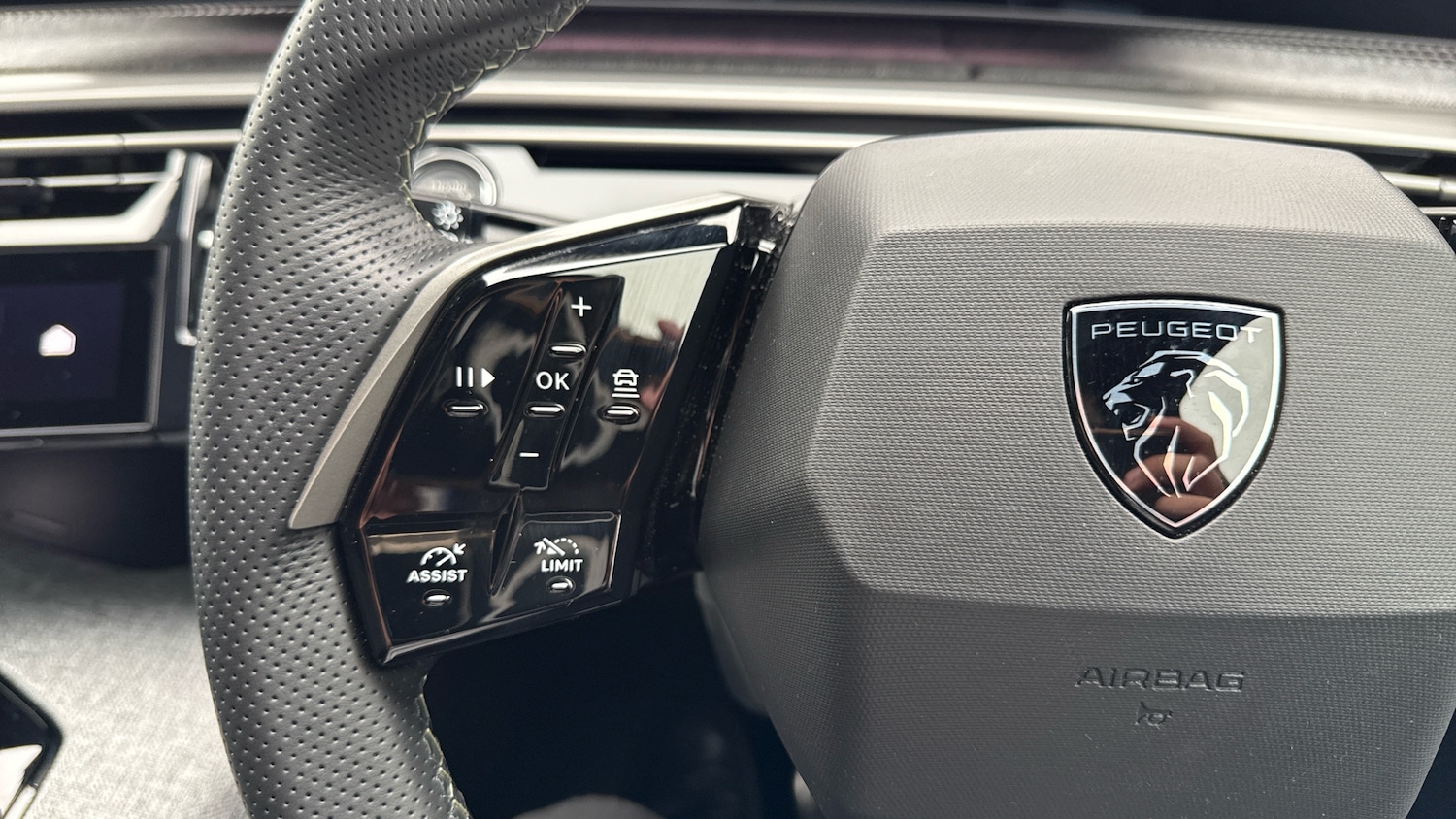 Used Peugeot 5008 2025 for sale - 76228680: Photo 23