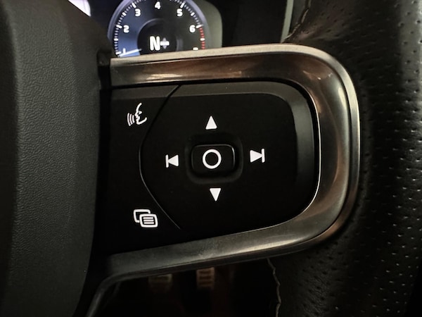 Used Volvo XC40 2020 for sale - 75782253: Photo 28
