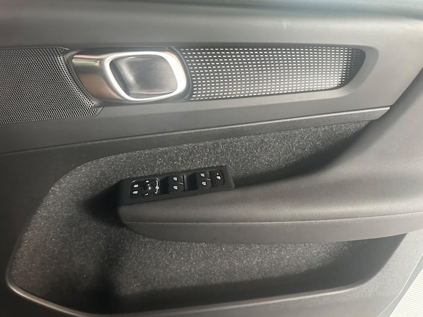 Used Volvo XC40 2020 for sale - 75782253: Photo 39