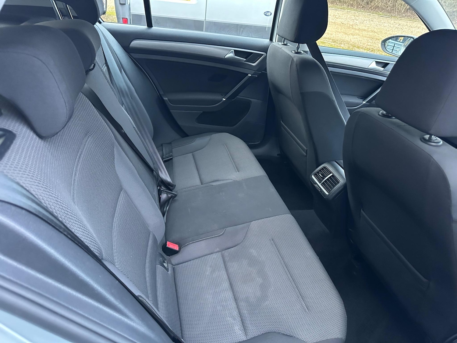 Used Volkswagen Golf 2017 for sale - 77143640: Photo 11