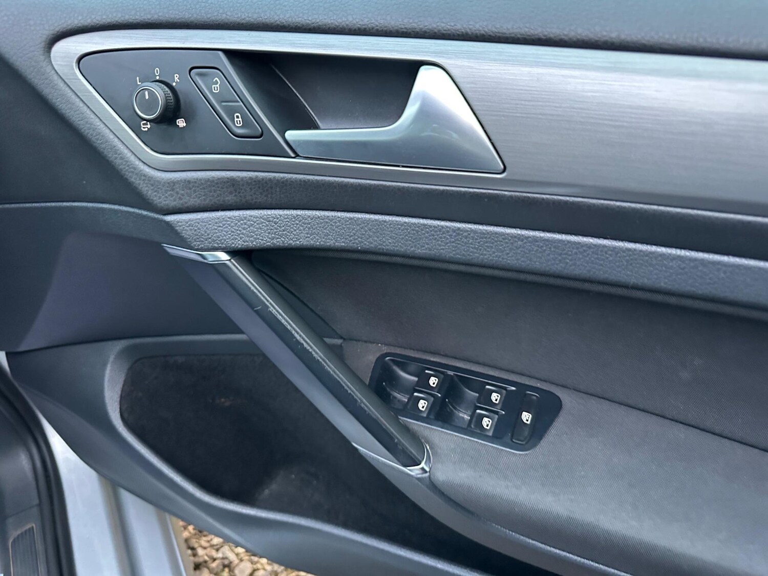 Used Volkswagen Golf 2017 for sale - 77143640: Photo 27