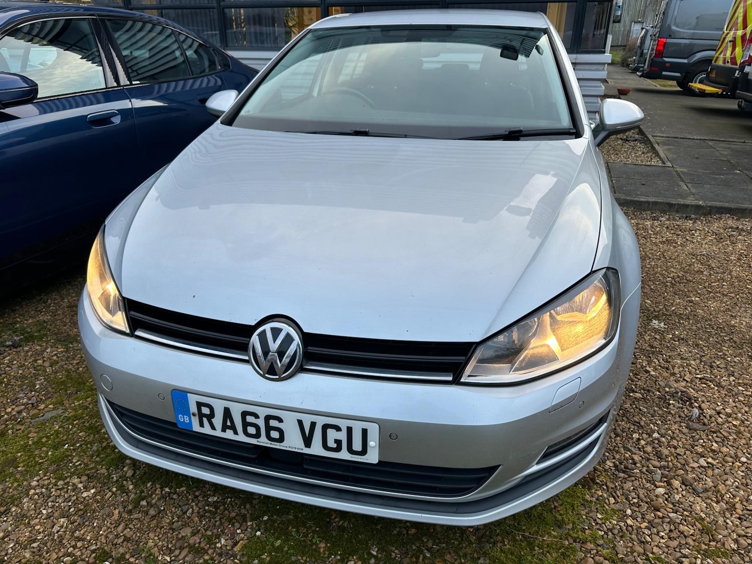 Used Volkswagen Golf 2017 for sale - 77143640: Photo 3