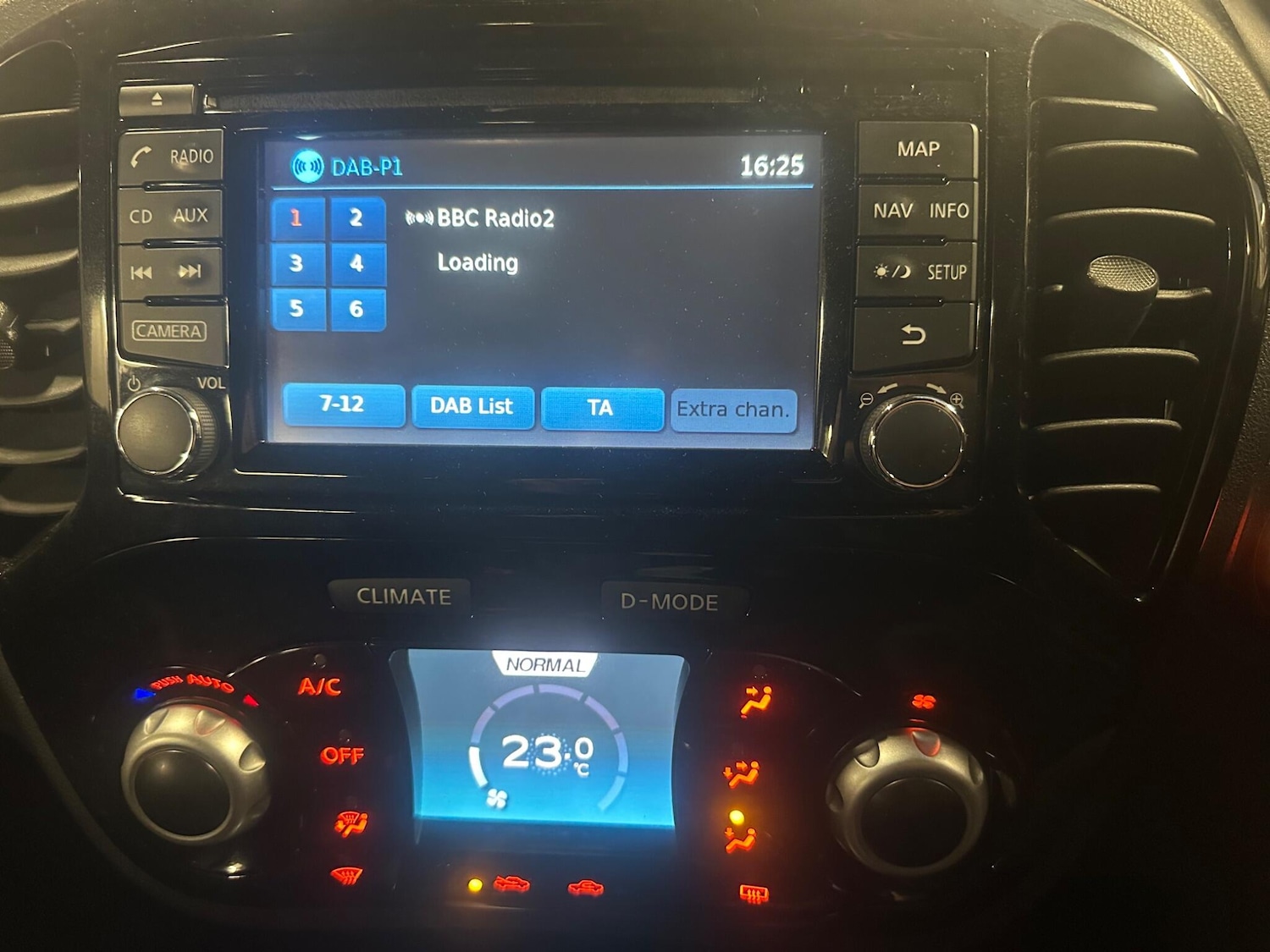 Used Nissan Juke 2017 for sale - 76591954: Photo 28