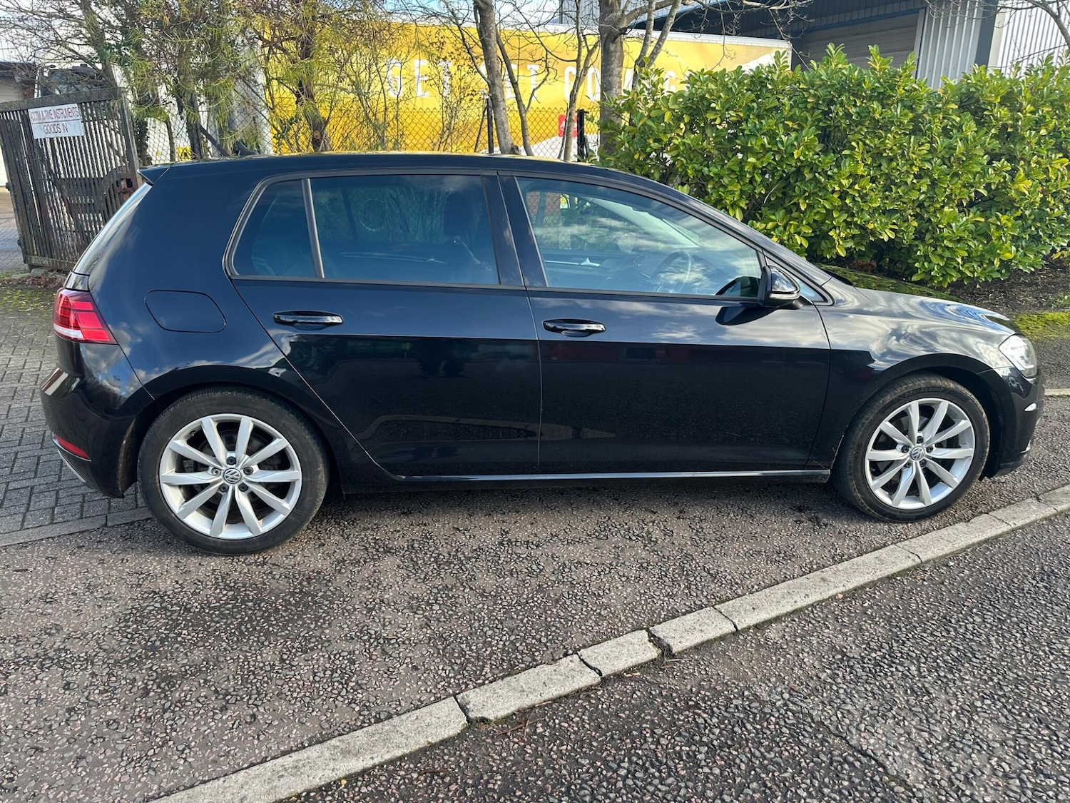 Used Volkswagen Golf 2020 for sale - 77304867: Photo 11