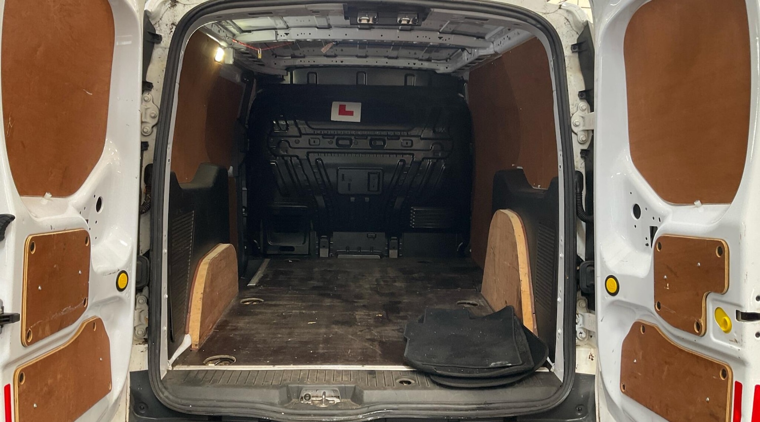 Used Ford Transit Connect 2015 for sale - 76688945: Photo 8