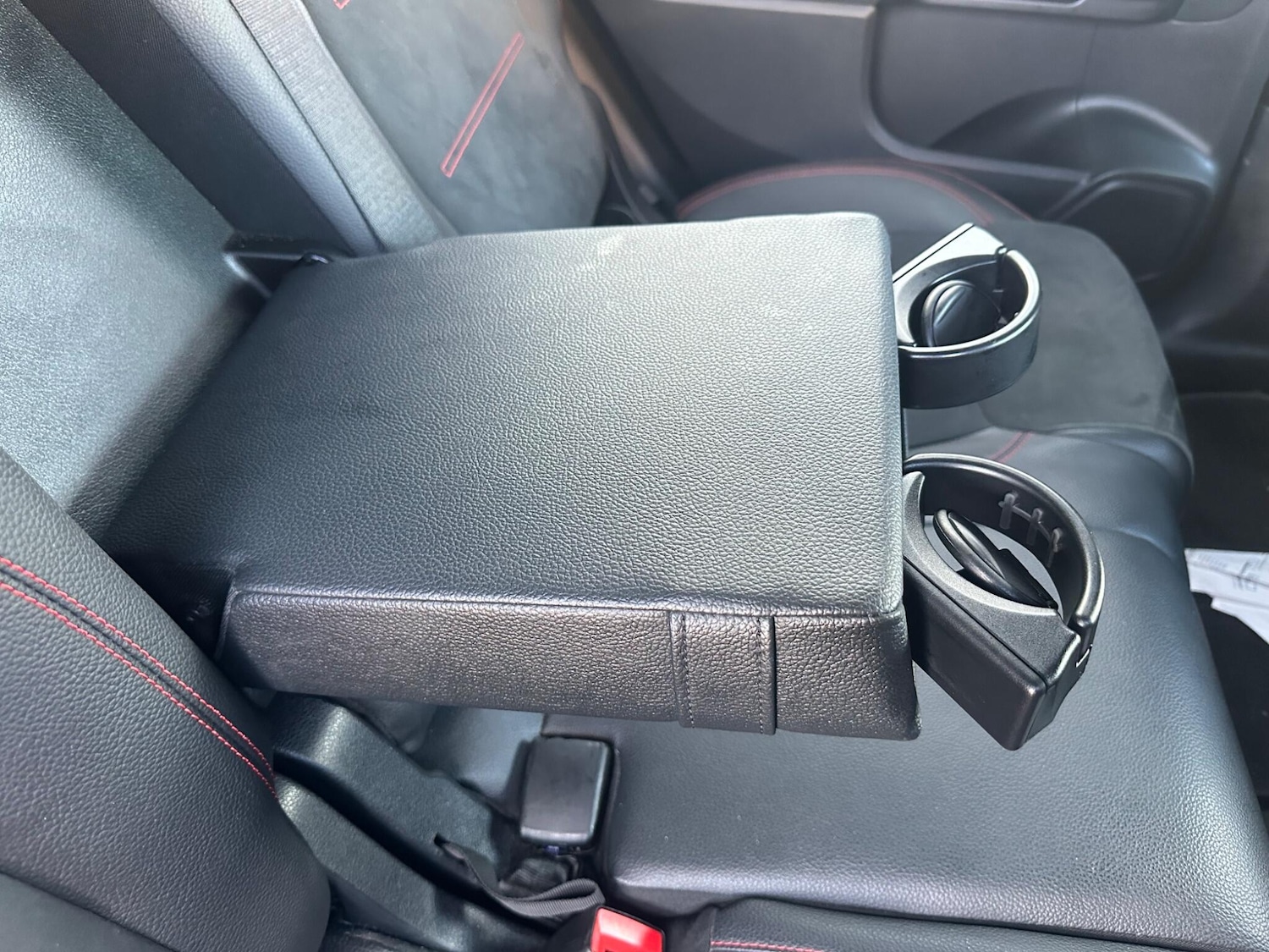 Used Mercedes-Benz GLB 2022 for sale - 77683558: Photo 26