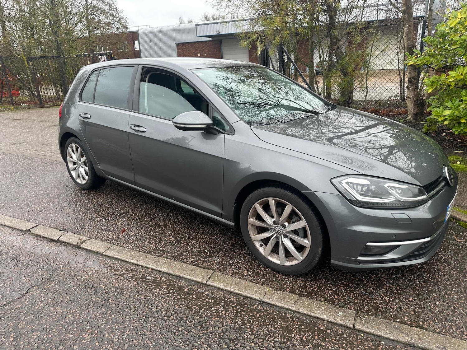 Used Volkswagen Golf 2020 for sale - 77305106: Photo 1