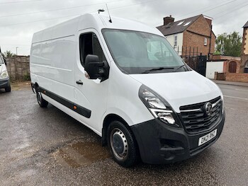 Vauxhall Movano feature image