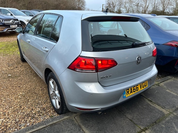 Used Volkswagen Golf 2017 for sale - 74837462: Photo 6