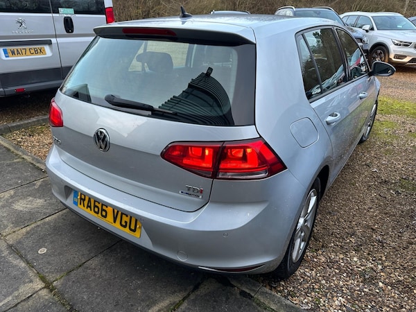 Used Volkswagen Golf 2017 for sale - 74837462: Photo 7