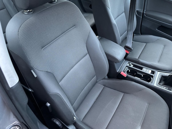 Used Volkswagen Golf 2017 for sale - 74837462: Photo 9