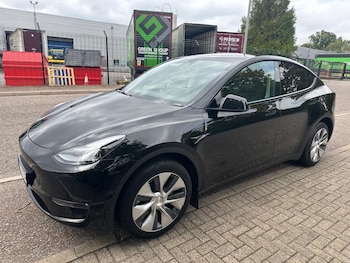 Used Tesla Model Y 2024 for sale - 76060175: Photo