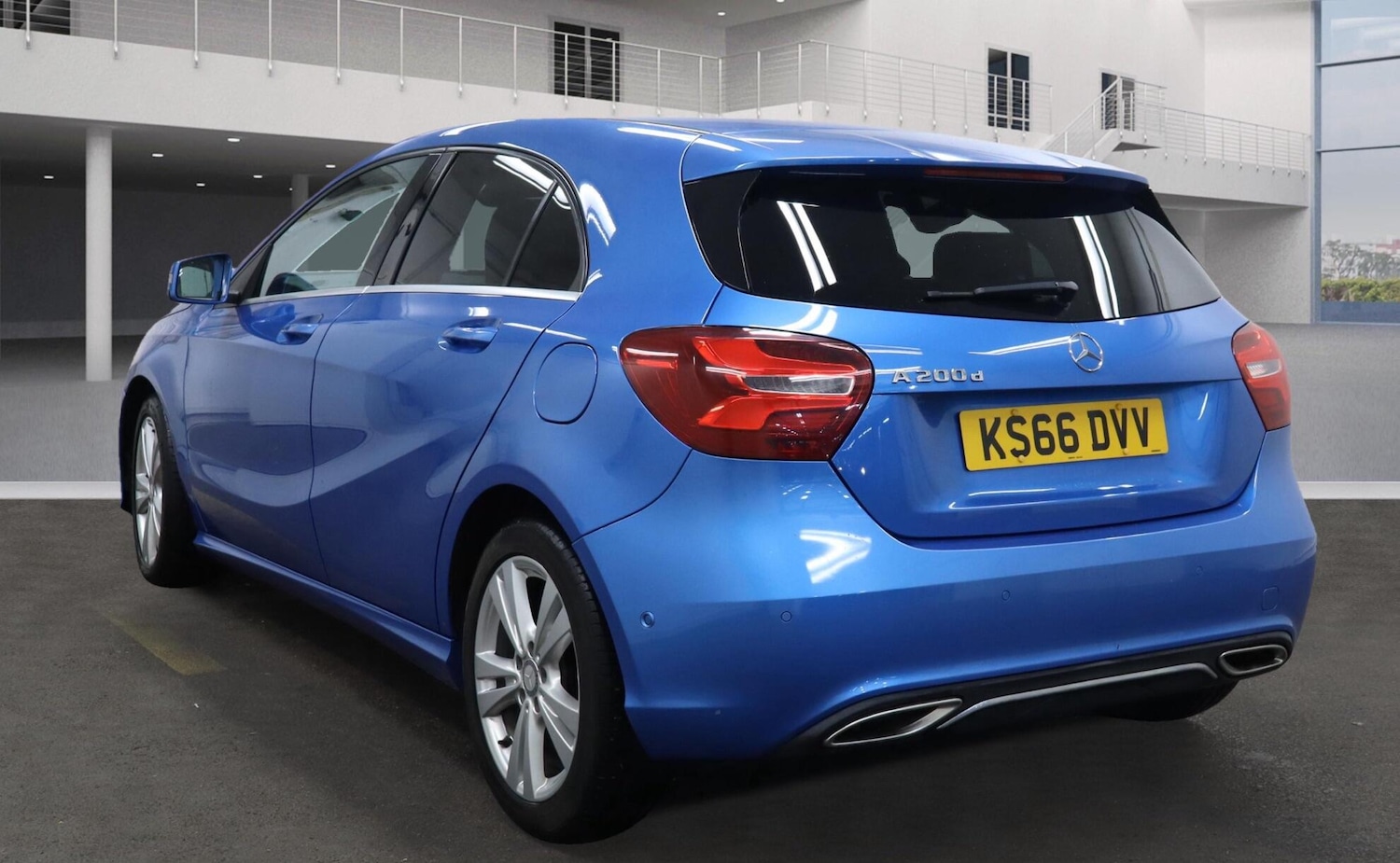 Used Mercedes-Benz A-Class 2017 for sale - 76689406: Photo 4