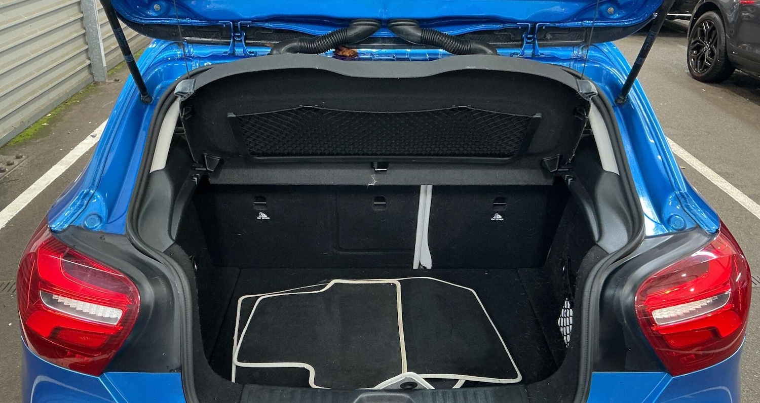 Used Mercedes-Benz A-Class 2017 for sale - 76689406: Photo 9