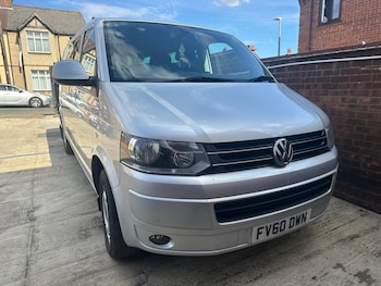 Used Volkswagen Transporter Shuttle 2010 for sale - 79532622: Photo