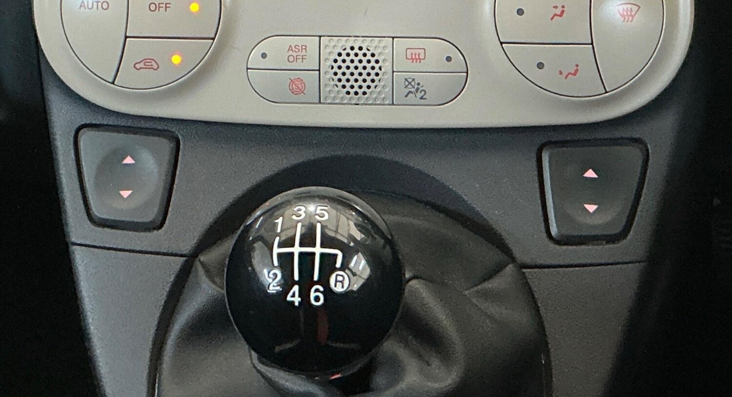 Used Fiat 500C 2015 for sale - 77144186: Photo 27