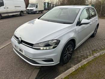 Used Volkswagen Golf 2017 for sale - 74599752: Photo