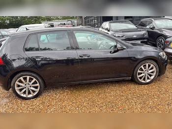 Used Volkswagen Golf 2019 for sale - 79025987: Photo