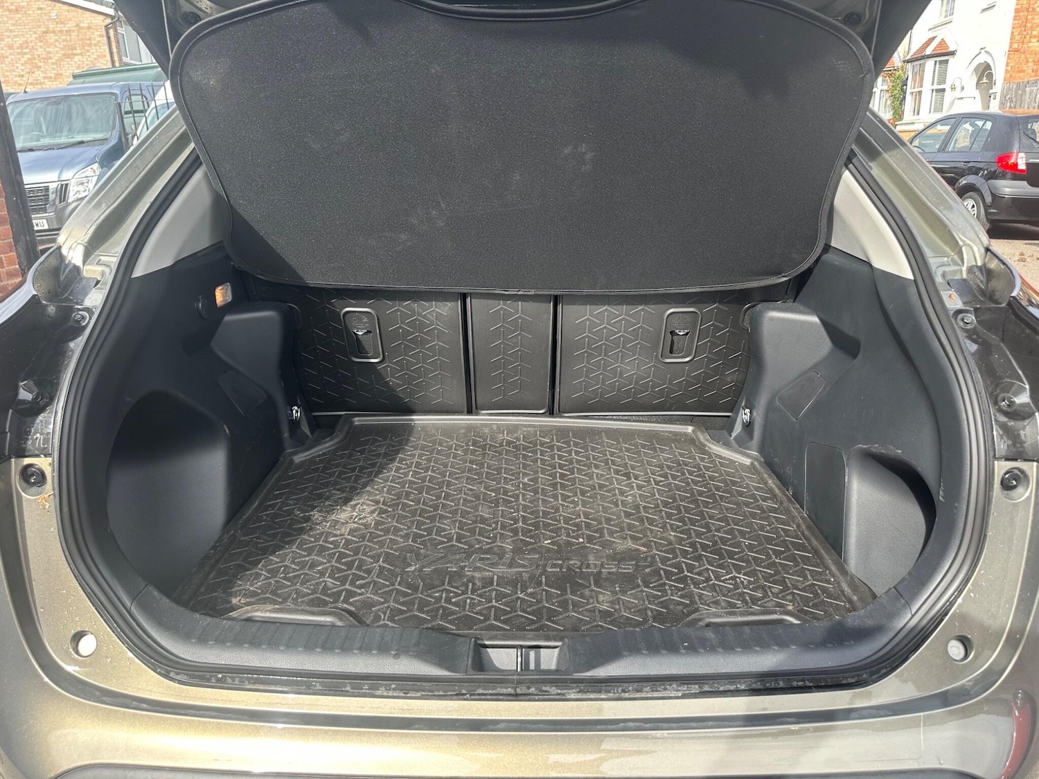 Used Toyota Yaris Cross 2025 for sale - 76484308: Photo 32