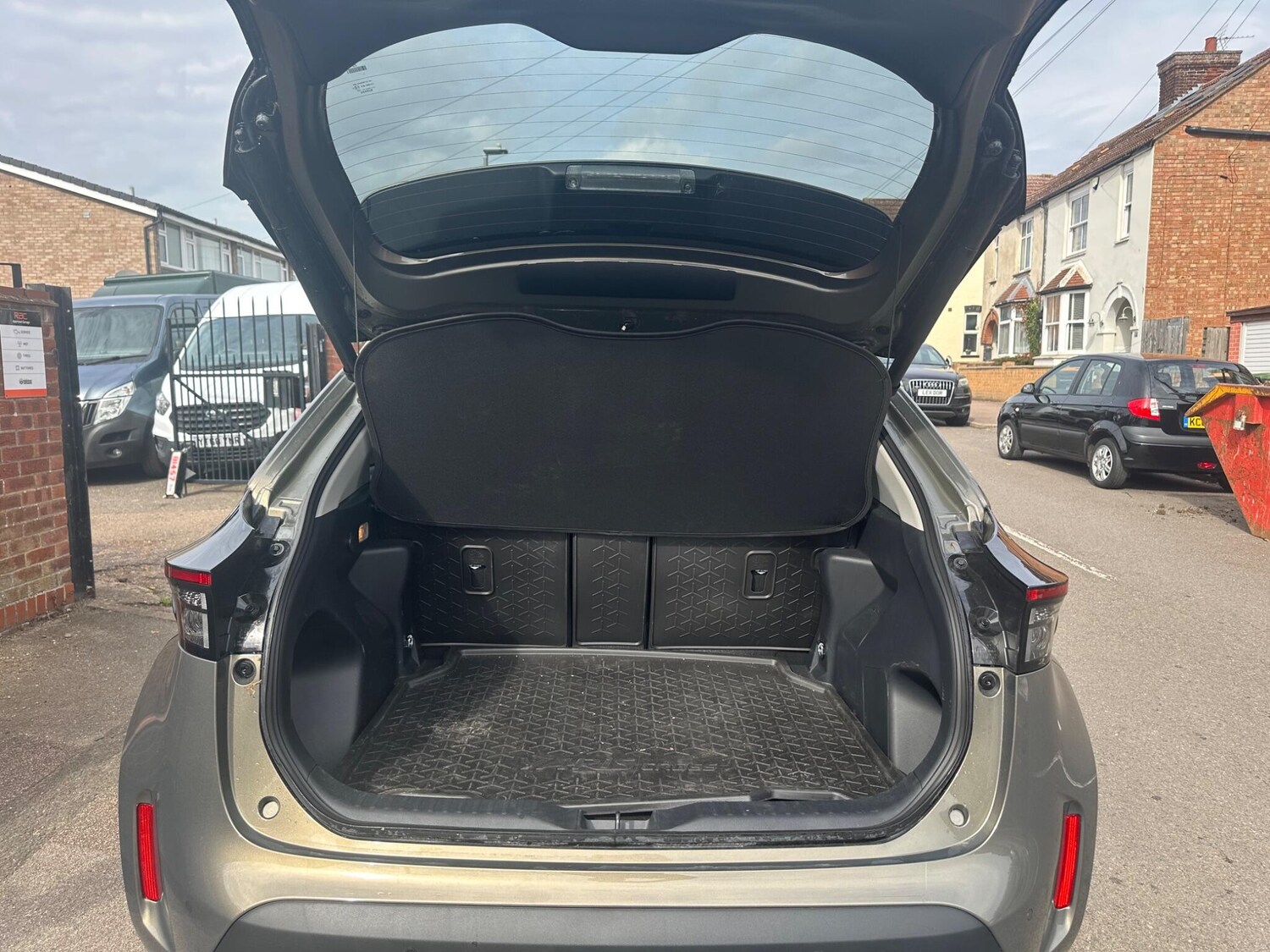 Used Toyota Yaris Cross 2025 for sale - 76484308: Photo 35