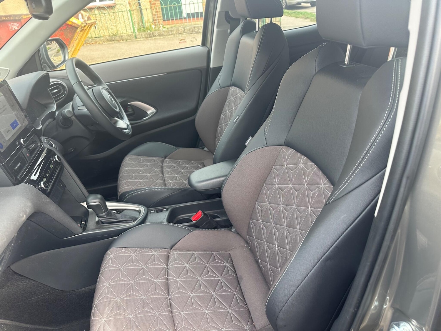 Used Toyota Yaris Cross 2025 for sale - 76484308: Photo 38