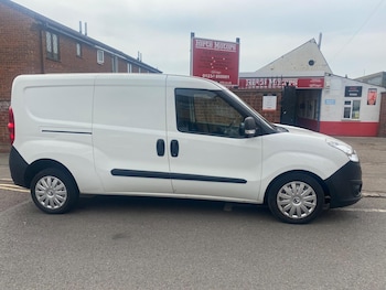 Used Vauxhall Combo 2016 for sale - 76512740: Photo