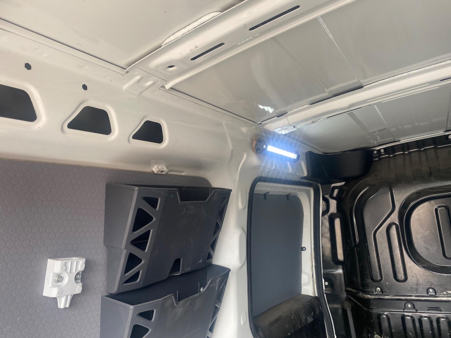 Used Vauxhall Combo 2016 for sale - 76512740: Photo 35