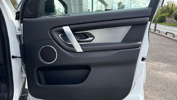 Used Land Rover Discovery Sport 2021 for sale - 76265299: Photo 29