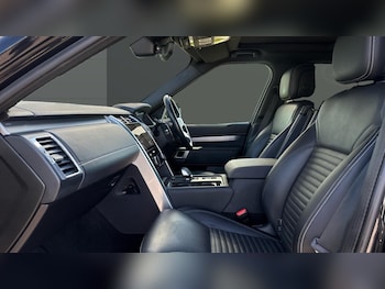 Used Land Rover Discovery 2023 for sale - 79220165: Photo