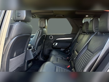 Used Land Rover Discovery 2023 for sale - 79220165: Photo