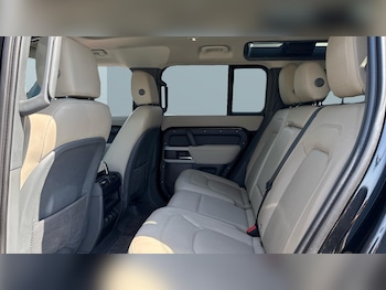 Used Land Rover Defender 2022 for sale - 79177410: Photo