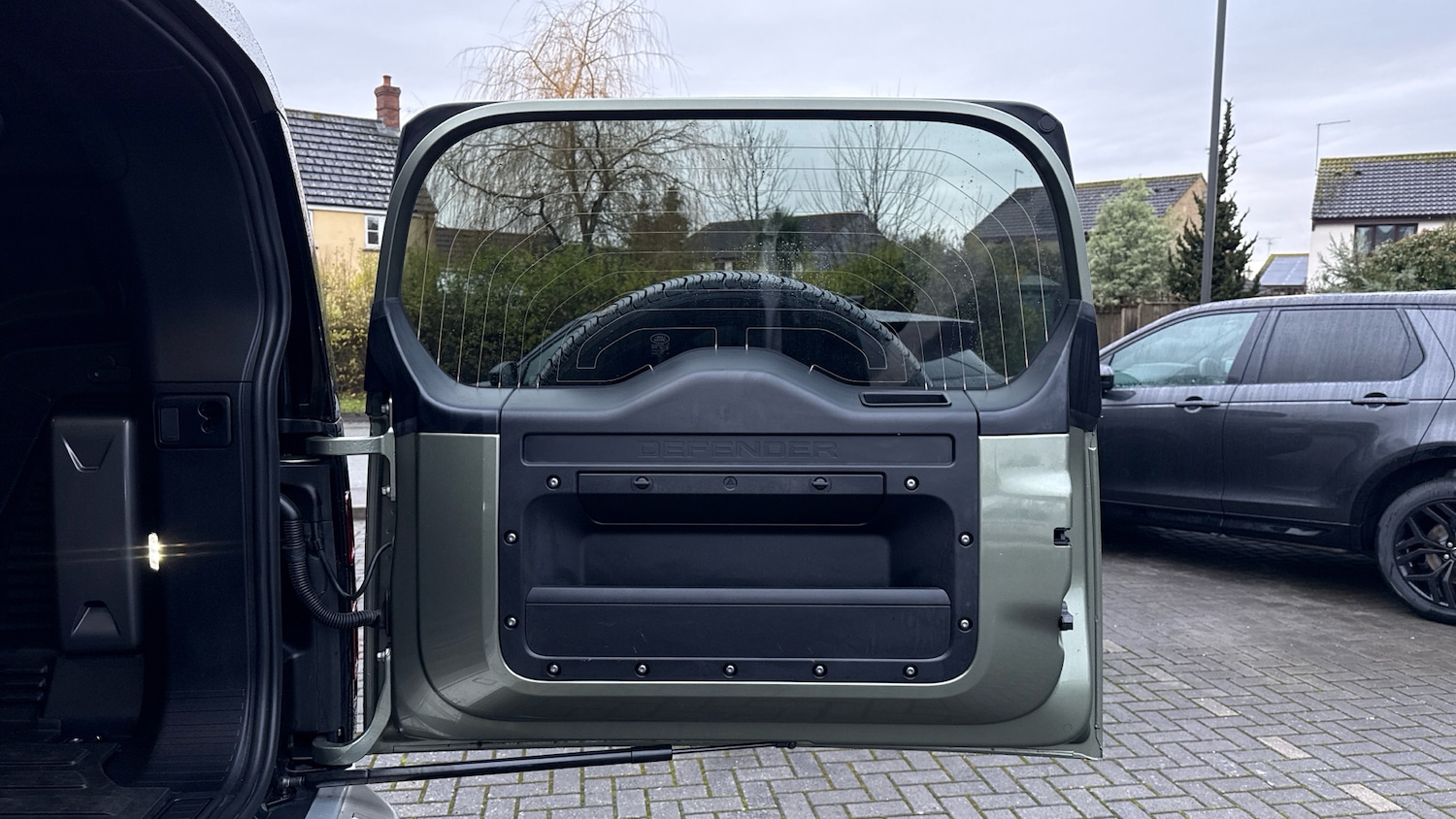 Used Land Rover Defender 2024 for sale - 77210932: Photo 27