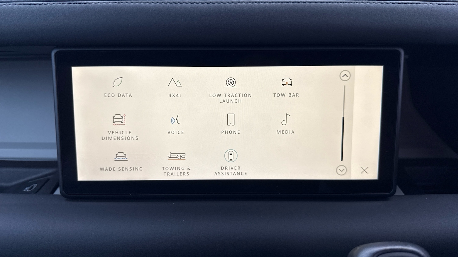 Used Land Rover Defender 2024 for sale - 77210932: Photo 34