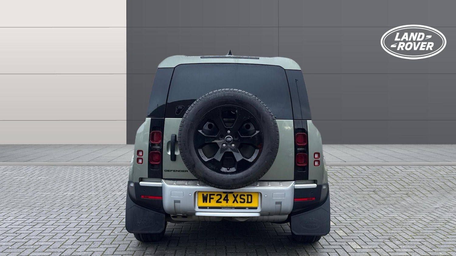 Used Land Rover Defender 2024 for sale - 77210932: Photo 6