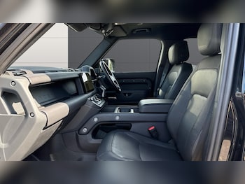 Used Land Rover Defender 2023 for sale - 79283352: Photo