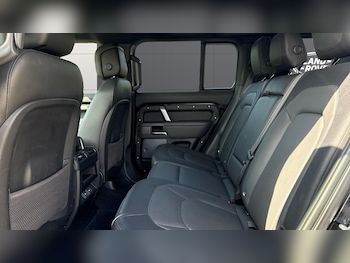 Used Land Rover Defender 2023 for sale - 79283352: Photo