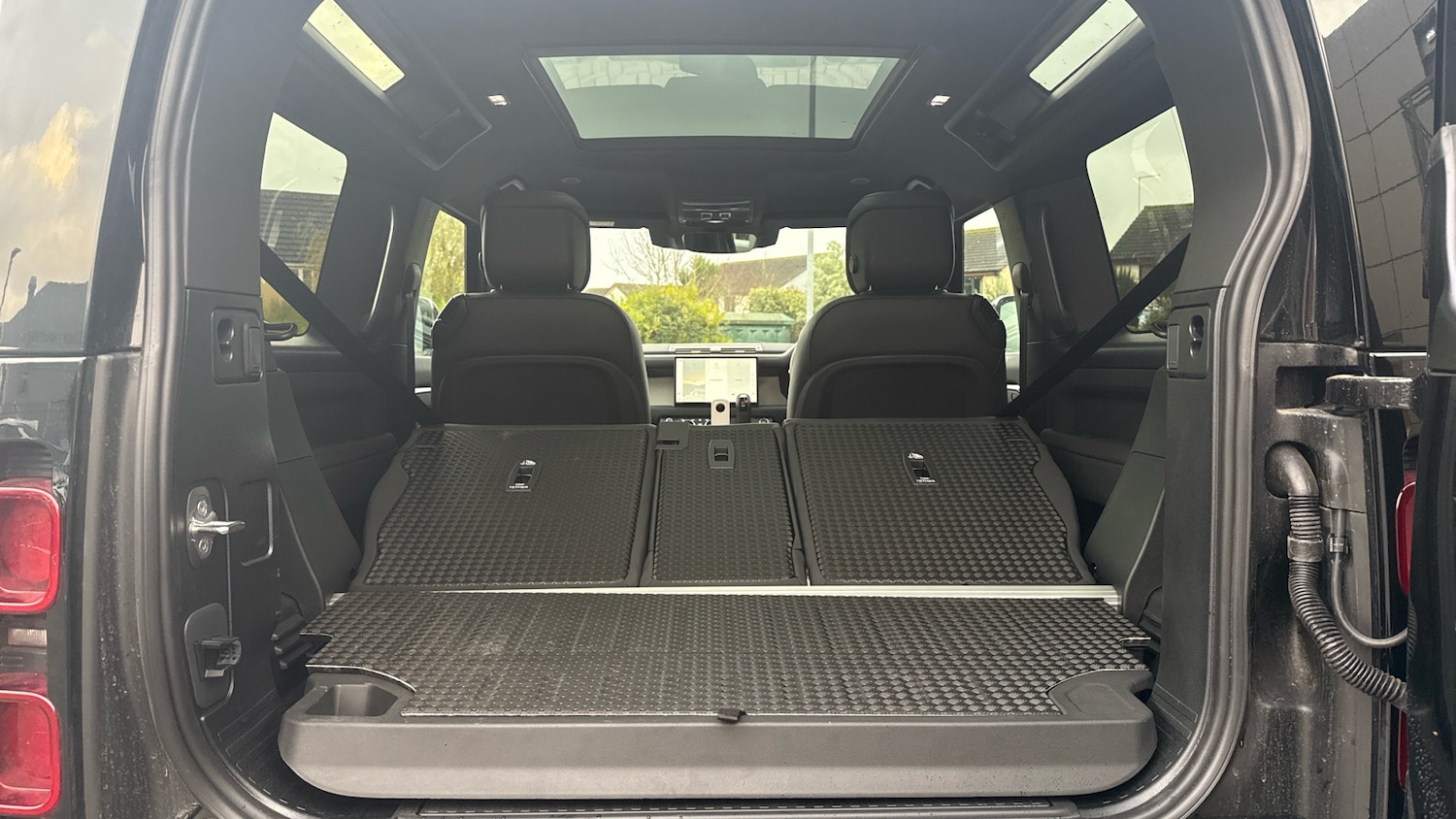 Used Land Rover Defender 2025 for sale - 76763104: Photo 10