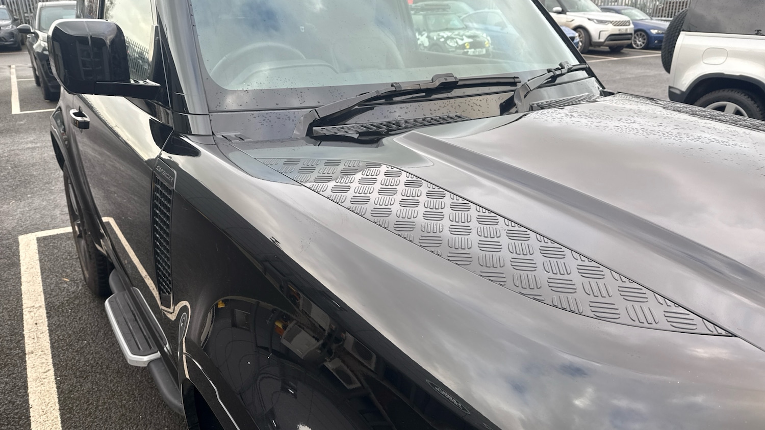 Used Land Rover Defender 2025 for sale - 76763104: Photo 23