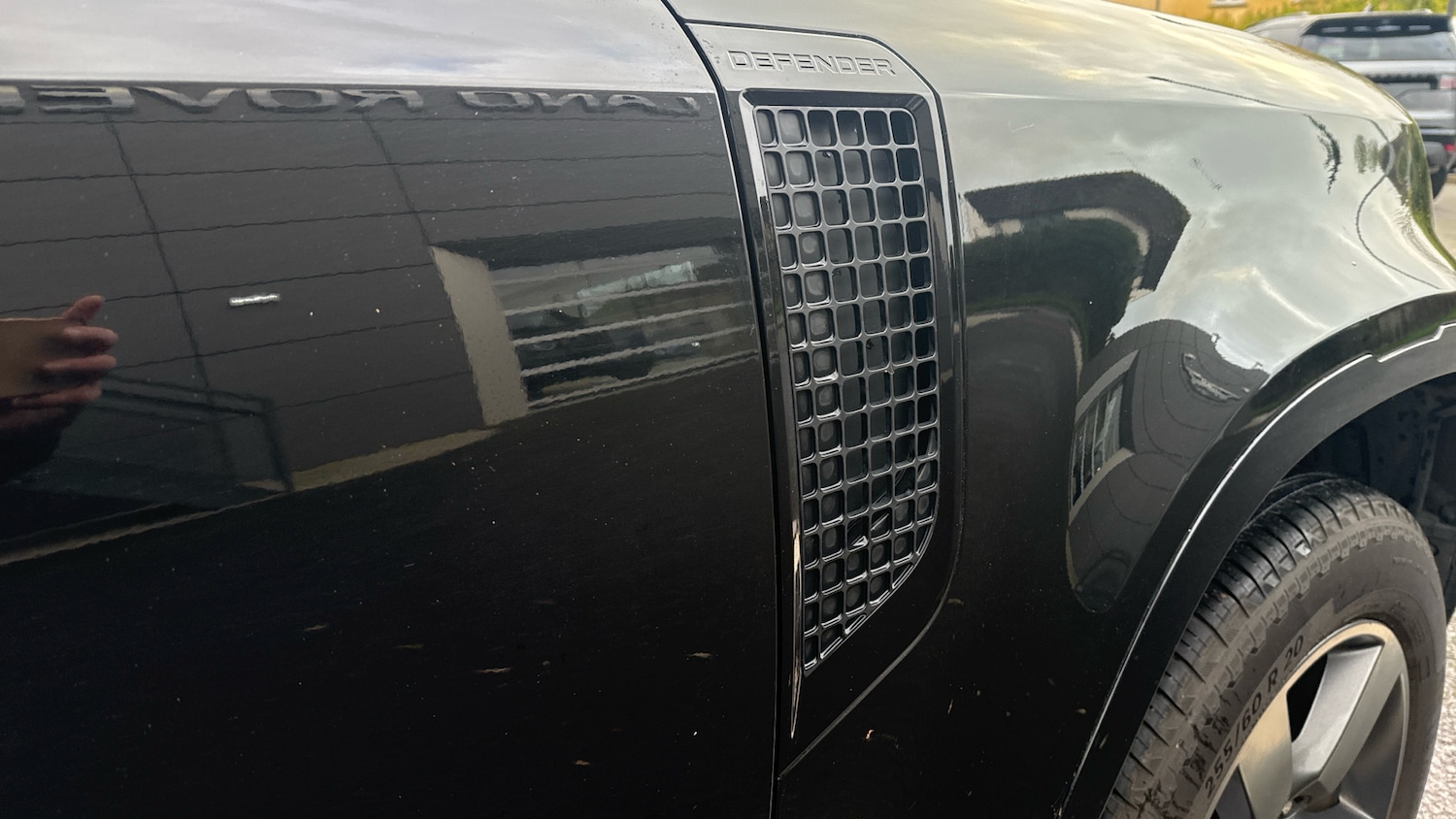 Used Land Rover Defender 2025 for sale - 76763104: Photo 24