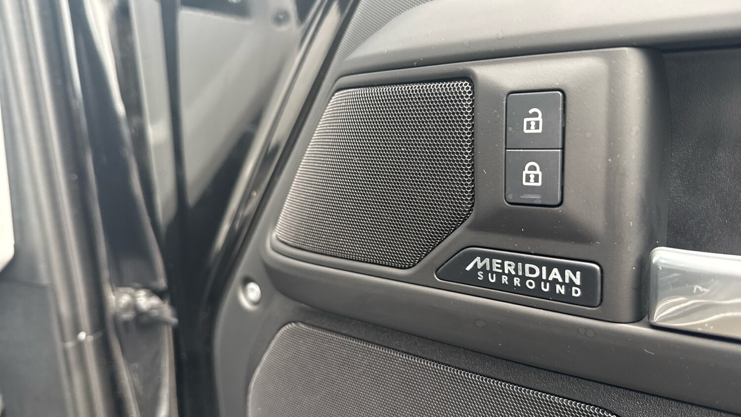 Used Land Rover Defender 2025 for sale - 76763104: Photo 38