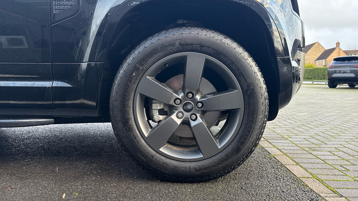 Used Land Rover Defender 2025 for sale - 76763104: Photo 8