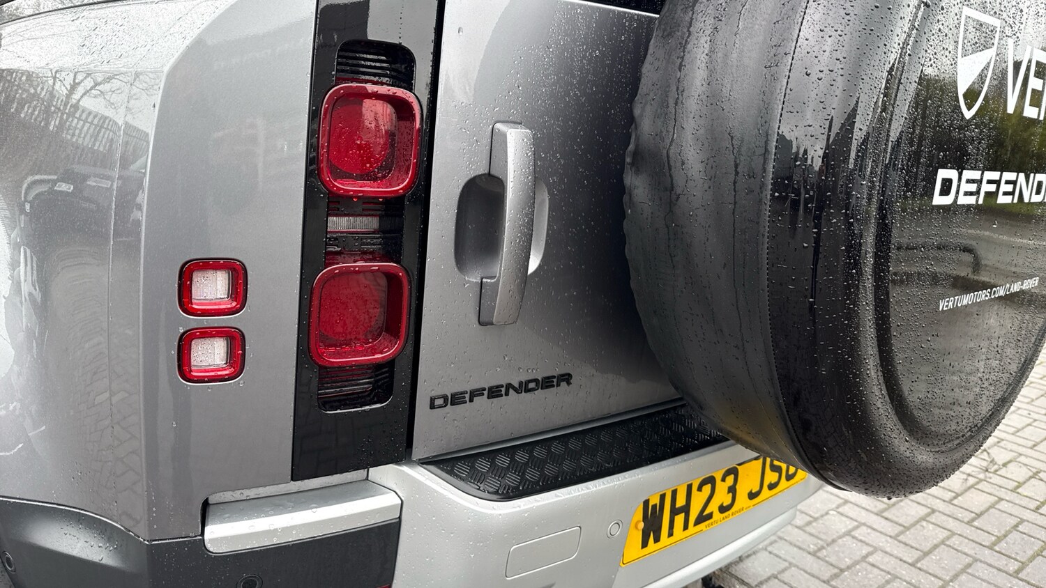 Used Land Rover Defender 2023 for sale - 77493172: Photo 19