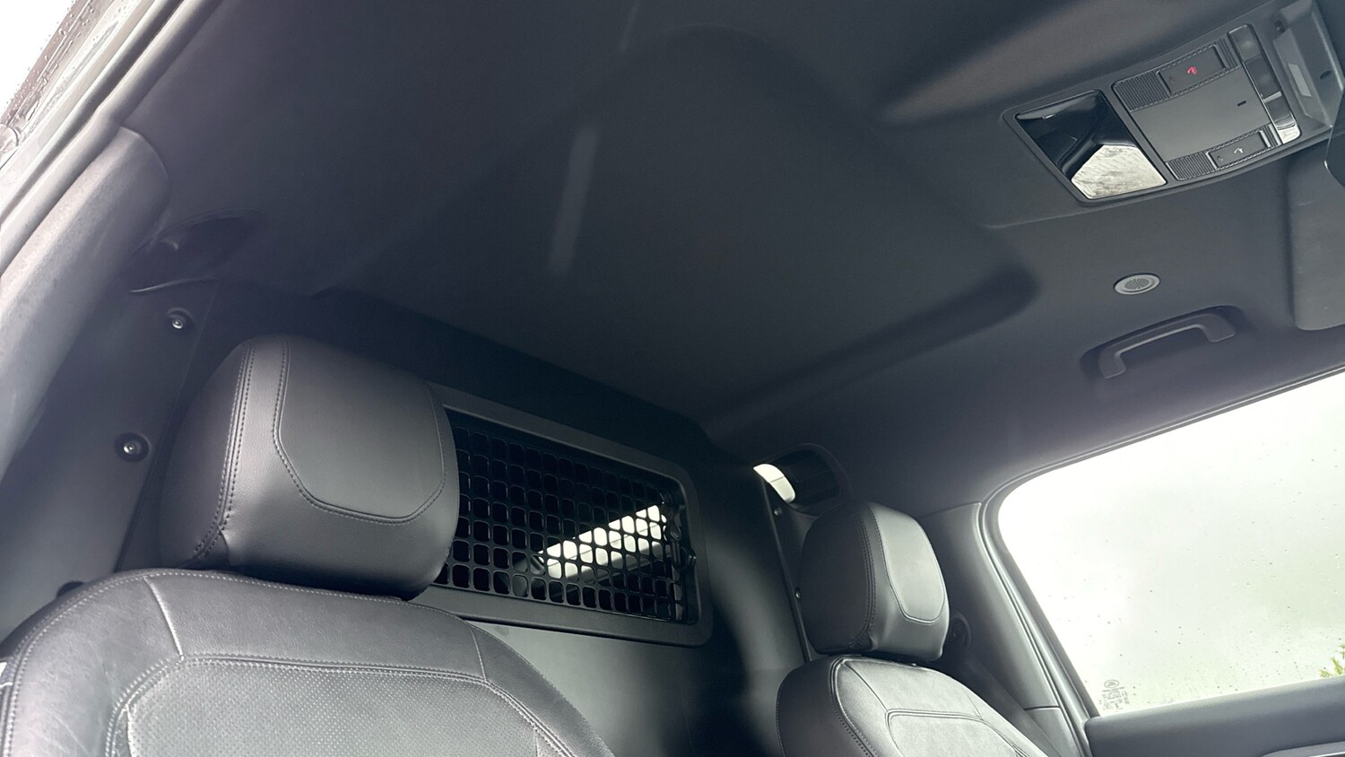 Used Land Rover Defender 2023 for sale - 77493172: Photo 21